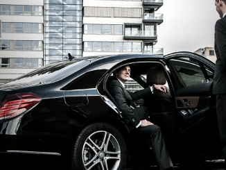 Facilities You May Get By Hiring A Luxury Chauffeur In Dubai